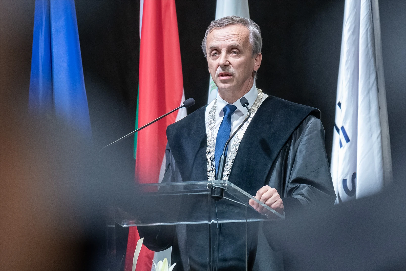 dr. horváth zoltán_dékán_sze_givk_győr99.jpg dr. horváth zoltán_dékán_sze_givk_győr99.jpg